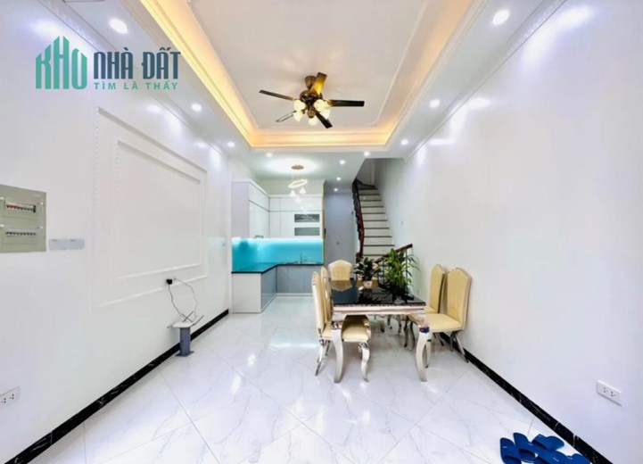 Bán nhà Nam Dư, xây đơn lập, dân xây, 33m2, 5T, 3PN, Giá 3.75 tỷ có thương lượng mỏng