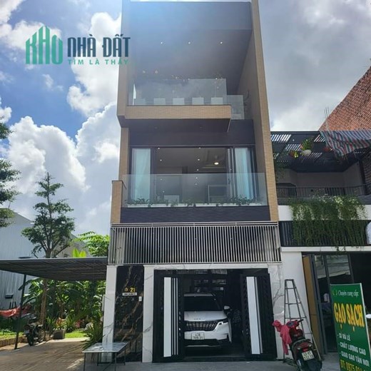 nhà 3,5 tầng, std 350m, đường 7m5, gần ĐH Bách Khoa, giá sập hầm.