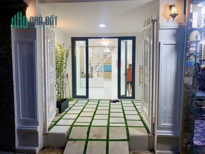 NHÀ MỚI HUỲNH TẤN PHÁT, QUẬN 7,  50 M2, GIÁ CHỈ NHỈNH 4 TỶ