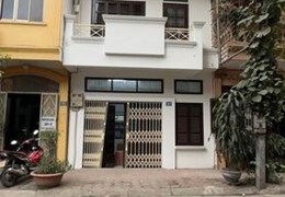 Chính chủ cần cho thuê nhà tại 30 ngõ 61 Hoàng Cầu, Đống Đa HN