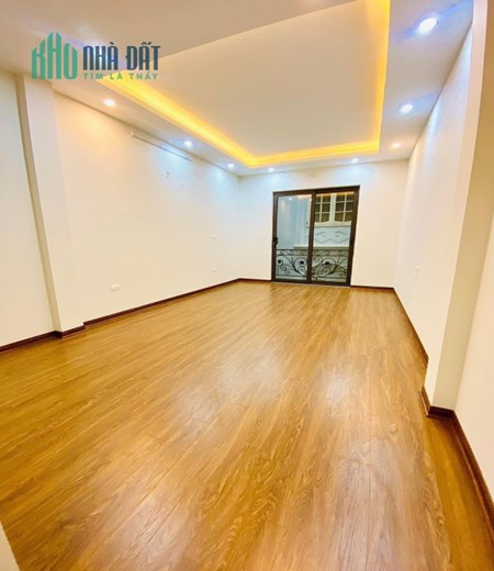 Bán nhà Lương Định Của, Phương Mai, Đống Đa 50m2, 5 tầng, gần phố thoáng trươc sau.