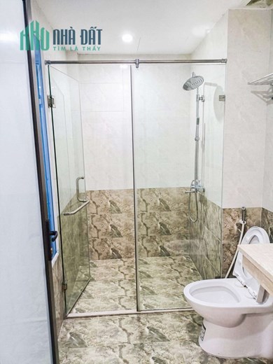Bán nhà phố Ái Mộ, quận Long Biên, ngõ thông ô tô, mới rộng thoáng, 38m2x 5 tầng, 4 tỷ 9