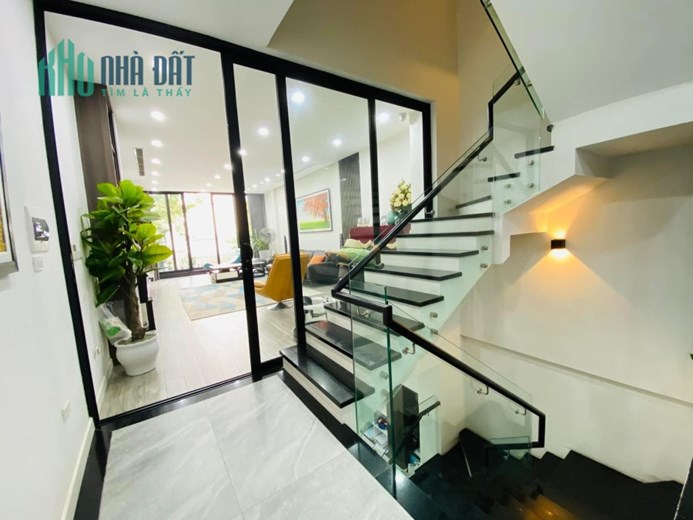 Bán nhà khu trung tâm vjp nhất nhì Văn Quán- 6 tầng- KD sầm uất- nhà đẹp như khách sạn 5* giá 18.5