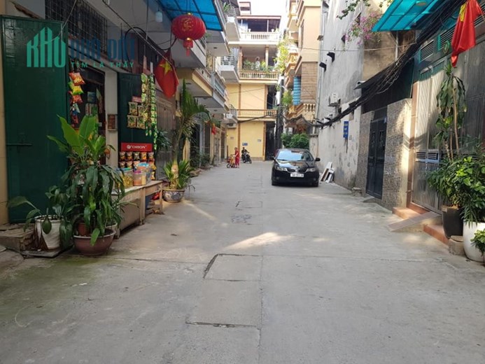 Bán Nhà Nguyễn Văn Huyên, Lô Góc Kinh Doanh - 90m2 Gara Oto Tránh Nhỉnh 20 Tỷ
