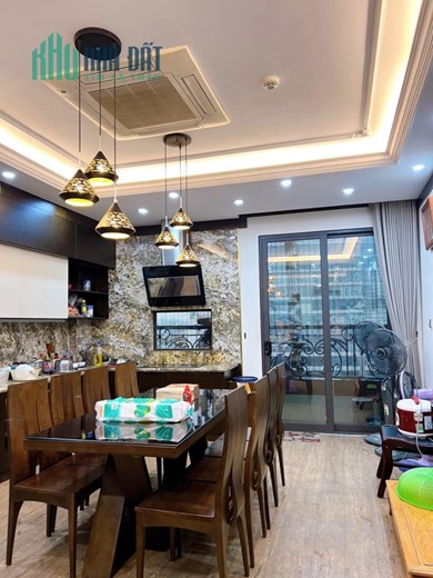4 tầng phân lô, kinh doanh, VP, vỉa hè, ô tô tránh: 82m, mặt tiền như hậu 5.8m - 18 tỷ Trung Hòa