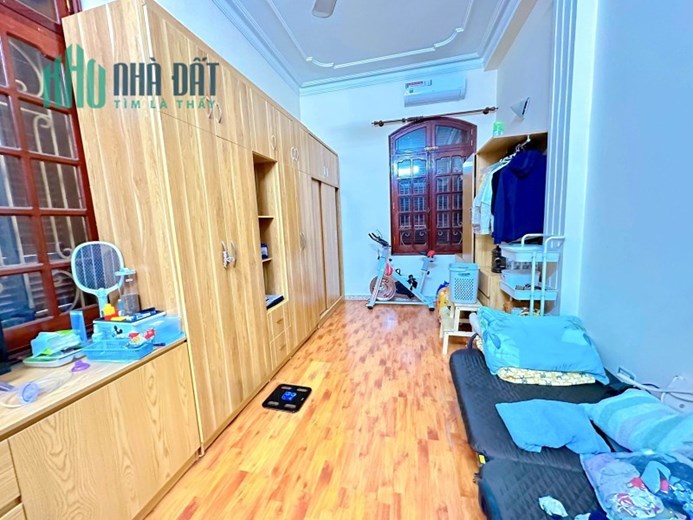 Bán nhà Võ Thị Sáu Hai Bà Trưng 163m2 x 5 tầng, MT 7.8m giá 35 tỷ