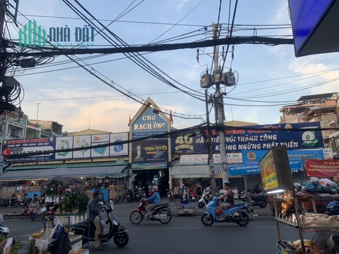Cho Thuê Mặ Bằng Kinh Doanh Vip Ngay Chợ Rạch Ông