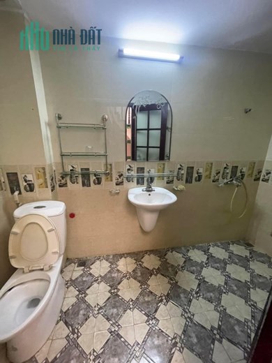 Bán nhà phố Nguyễn Ngọc Nại quận Thanh Xuân TUYỆT ĐẸP, 135m, 5.2m mặt tiền, chỉ 18.5t
