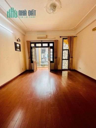Bán nhà phố Nguyễn Ngọc Nại quận Thanh Xuân TUYỆT ĐẸP, 135m, 5.2m mặt tiền, chỉ 18.5t
