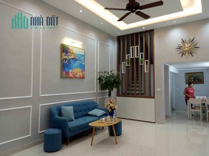 BDS HOÀNG KIM  bán nhà số 5 ngõ 151 Khâm Thiên giá 11 tỷ, 52mx7T, TM, đang cho thuê 700tr/năm