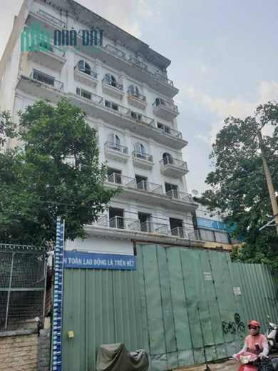 Chính chủ chưa qua đầu tư cần bán building mặt tiền Tân Cảng 16x40m 7 lầu HĐT: 400tr/th chỉ 130 tỷ