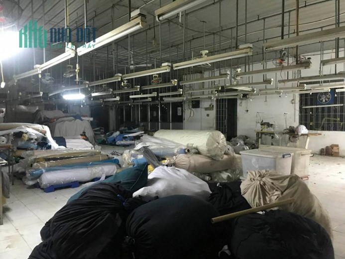 Nhà xưởng may quận 2 giá rẻ chủ đang cần bán gấp