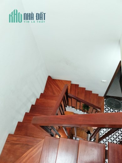 Bán căn nhà Xuân Đỉnh, lô góc, ngõ to, nhà còn mới, quy hoạch văn minh, MT rộng, nhỉnh 5 tỷ