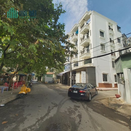 Nhà phố mặt tiền kiến trúc mới, thiết kế đẹp, nội thất sang trọng