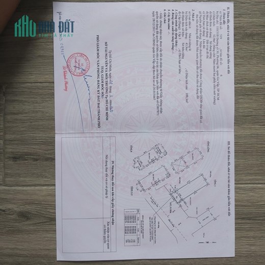 Nhà phố mặt tiền kiến trúc mới, thiết kế đẹp, nội thất sang trọng