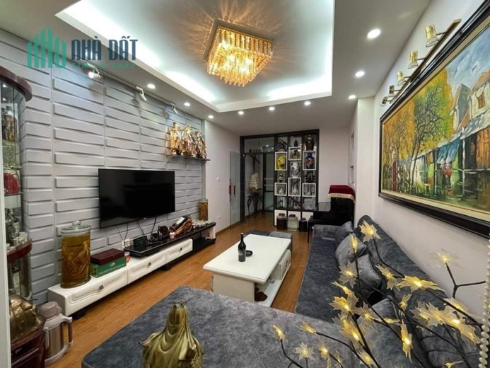 NHỈNH 6 TỶ TẬU NGAY NHÀ THÁI HÀ, ĐỐNG ĐA, Ô TÔ LÙI TẬN CỬA, DT 50M X 4 TẦNG