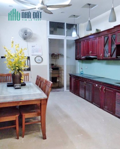Chính Chủ B.á.n gấp nhà Phân Lô, Ô TÔ, Nguyễn Khánh Toàn, 50m2 x4T