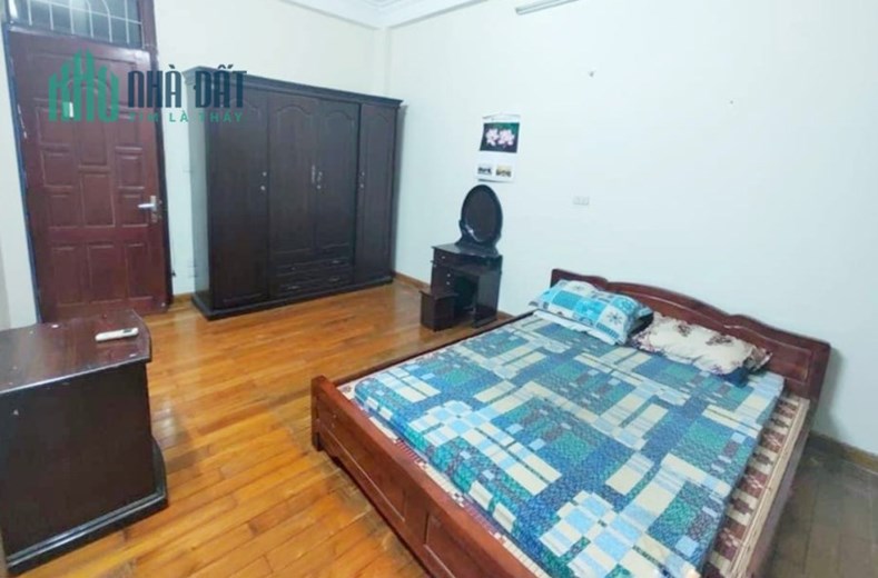 Chính Chủ B.á.n gấp nhà Phân Lô, Ô TÔ, Nguyễn Khánh Toàn, 50m2 x4T