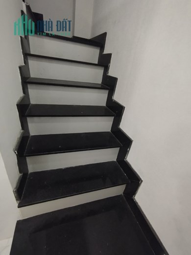 Nhà mới ở ngay Linh Đông DTSD 54m xe tải đỗ cửa Gần Kha Vạn Cân
