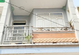 Cho thuê NNC 4 tầng hẻm 101 Bùi Minh Trực P5Q8. Giá 13 triệu