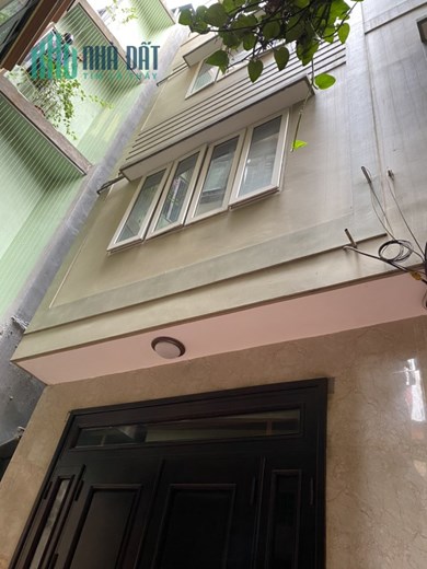 Chính chủ cần bán Giải Phóng 38m2, 5tầng  có 3.95 Tỷ