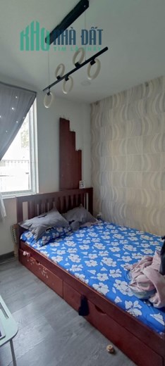 Bán nhà 5 tầng đường trịnh đình thảo, hẻm 4m, 42m2 chỉ 6.3 tỷ, ngang hơn 5m