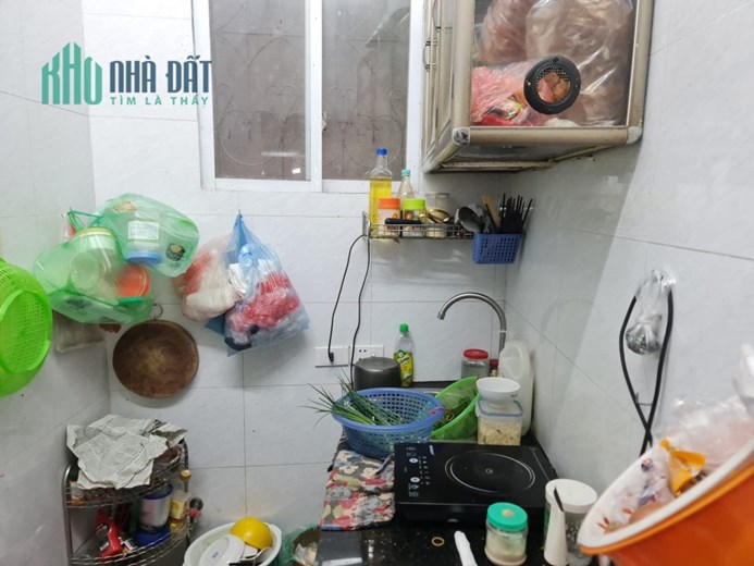 Bán tập thể xây lắp 24, số 68 Quan Nhân, Cầu Giấy, 2PN, 1WC, 1.58 tỷ