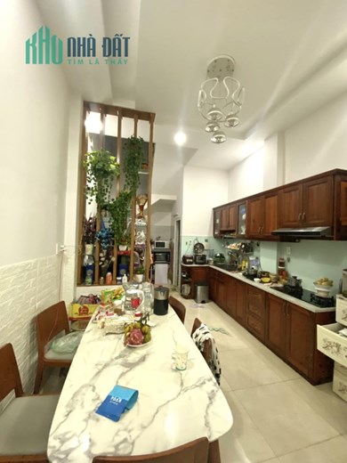 Bán nhà Nguyễn Trãi, Quận 5, 45m2, đẹp ở ngay, cách MT 1 căn chỉ 8 tỷ