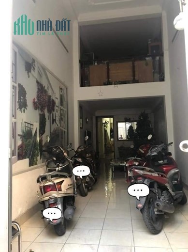 HIẾM, Bán nhà Tôn Thất Tùng, Quận 1, Hẻm Xe Hơi, 63m2, 5 tầng BTCT chỉ 12,5 tỷ
