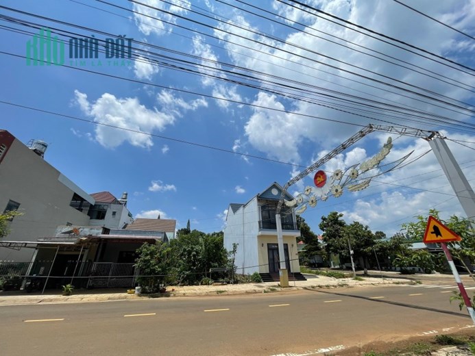 Chính chủ bán đất mặt tiền đường Lê Duẩn, ngay chợ, trường học, trung tâm hành chính Huyện Bảo Lâm