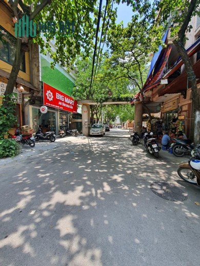 Bán Nhà 55m 5,x tỷ rẻ nhất Phố Trần Quốc Hoàn, Cầu giấy, Hà Nội Ô tô, Kinh doanh