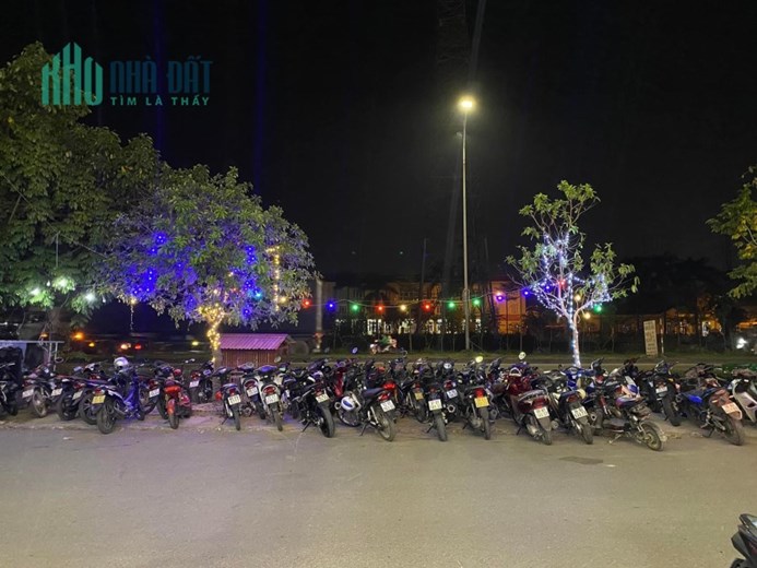 SANG NHƯỢNG NHÀ HÀNG