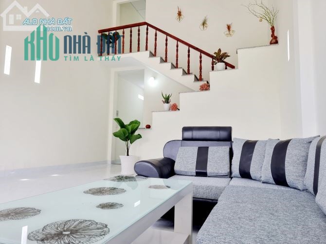 chủ cần xoay vốn làm ăn GIẢM GIÁ 200TRIỆU BÁN GẤP căn nhà GIÁ RẺ