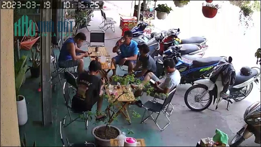 Mình sang quán cà phê võng Bình Mỹ đường Ha Huy Phiên, Hồ Chí Minh