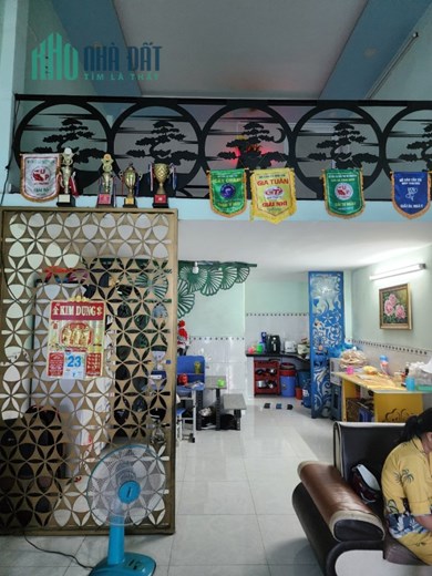 Bán Nhà Xã Trung Chánh, 4x16, Lửng, Ngay Chợ Đầu Mối, Hóc Môn