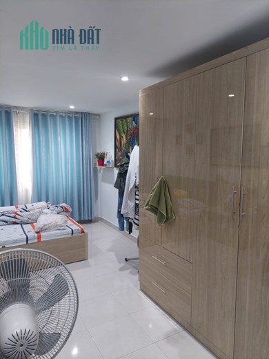 Định cư Bán gấp nhà Quận 10, 65m2, 4 tầng, cho thuê giá cao, chỉ 6 tỷ 900