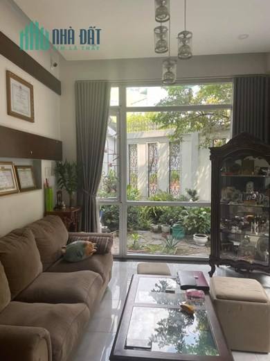 HIẾM- Bán biệt thự sân vườn diện tích khủng 18x30 trung tâm Q8