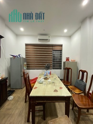 Nhà Cách Mặt Phố Hào Nam 3m Giá Chỉ 3Tỷ