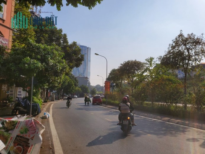 PHÂN LÔ NGOC THỤY-NGÕ THÊNH THANG VỊ TRÍ VIP -Ô TÔ ĐỖ NHÀ
