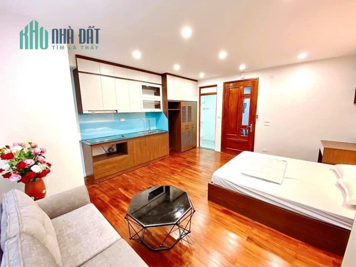 BÁN NHÀ KHU VỰC CÀU GIÁY!! 50M2 CHỈ 5 TỶ TIỆN ÍCH NGẬP TRÀN