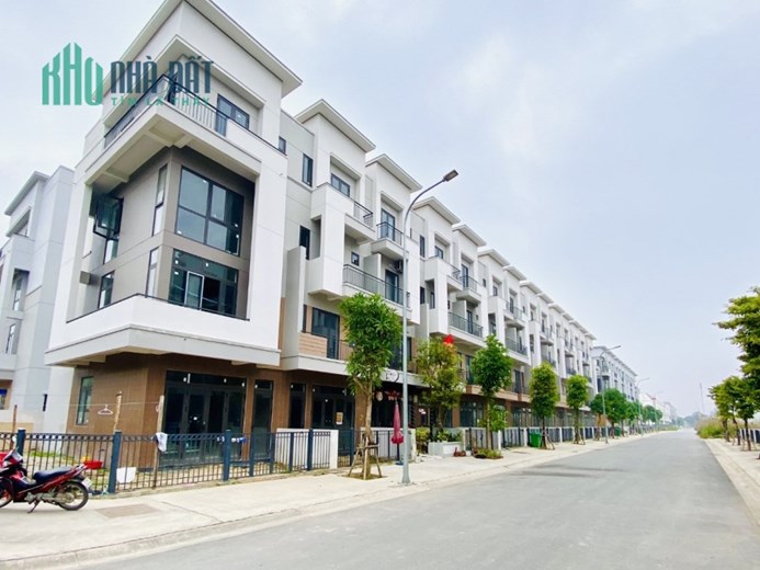 Bán gấp NHÀ PHỐ 75m2, 4 tầng Chỉ 3,7x tỷ, KCN Vsip TP Từ Sơn