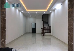 Bán nhà ngõ 508 đường Láng dt 45 m2 x 4 t lô góc 3 mặt thoáng giá 4,3 tỷ