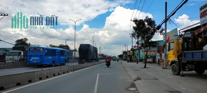 BÁN NHÀ XƯỞNG QUỐC LỘ 1A, 16.390m2, QUẬN 12, ngang 80m, dòng tiền ổn định, Nhỉnh 300 tỷ