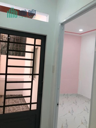 Nhà trung tâm Bình Thạnh, sát hẻm xe hơi 52m2, 2 tầng, nhà mới vào ở ngay, sổ vuông vức.