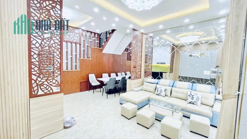 Chủ nhà cần bán nhà đẹp,giảm giá tốt .Hẻm xe hơi cách nhà 10m. Đường Tân Mỹ. Gần Đại Học Tài Chính