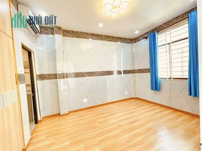 Chủ nhà cần bán nhà đẹp,giảm giá tốt .Hẻm xe hơi cách nhà 10m. Đường Tân Mỹ. Gần Đại Học Tài Chính