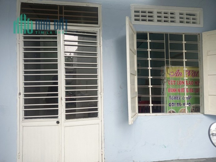HẢI CHÂU-BÁN NHÀ KIỆT TIỂU LA-100M2-C4-NGANG4M-GIÁ 2-3 TỶ-0905891799