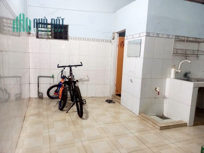 HẢI CHÂU-BÁN NHÀ KIỆT TIỂU LA-100M2-C4-NGANG4M-GIÁ 2-3 TỶ-0905891799