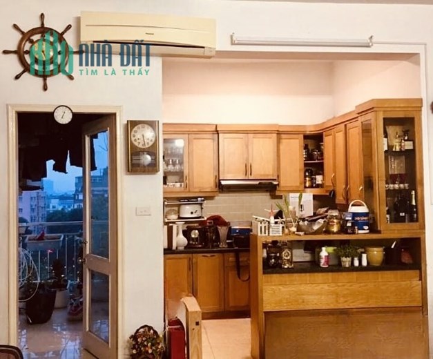 Bán CH CC 139 Nguyễn Ngọc Vũ dt 81m2, 2PN, 2WC giá 3,150 tỷ