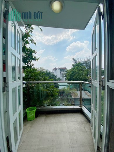 Phòng trọ Full nội thất, có ban công siêu rộng, hẻm 21 Nguyễn Xí, P26, Bình Thạnh. Giá 6tr8